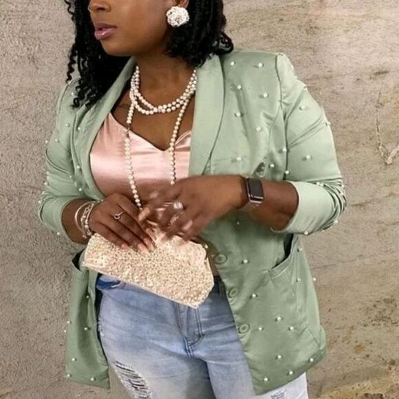 Faux pearl Earrings White dainty stud coquette wedding evening party💖 2/$30 - Picture 10 of 16